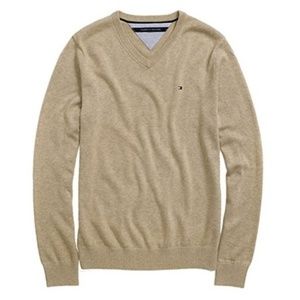 NWOT Tommy Hilfiger V-Neck Sweater